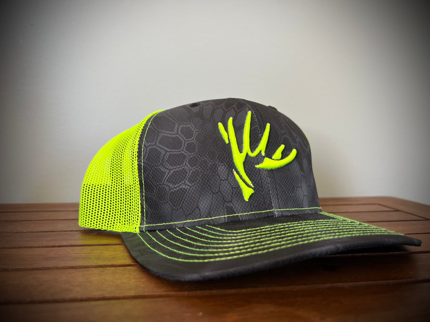 SnapBack “Kryptek” and neon